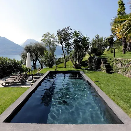 Al Castello - Pool - Direkte Seefront - 12 Gaeste - 4sz - 4 Baeder