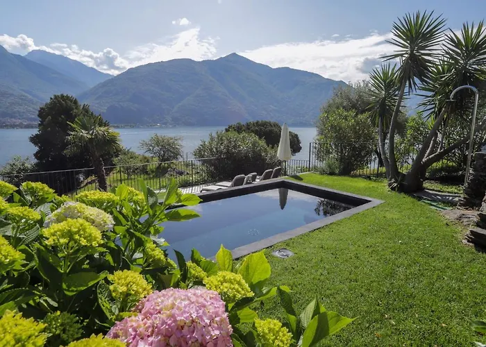 Al Castello - Pool - Direkte Seefront - 12 Gaeste - 4sz - 4 Baeder Holiday home