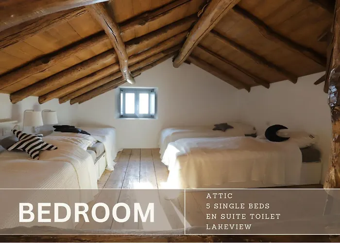 Al Castello - Pool - Direkte Seefront - 12 Gaeste - 4sz - 4 Baeder Holiday home Rezzonico