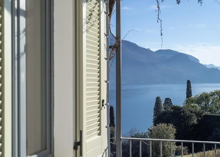 Al Castello - Pool - Direkte Seefront - 12 Gaeste - 4sz - 4 Baeder *