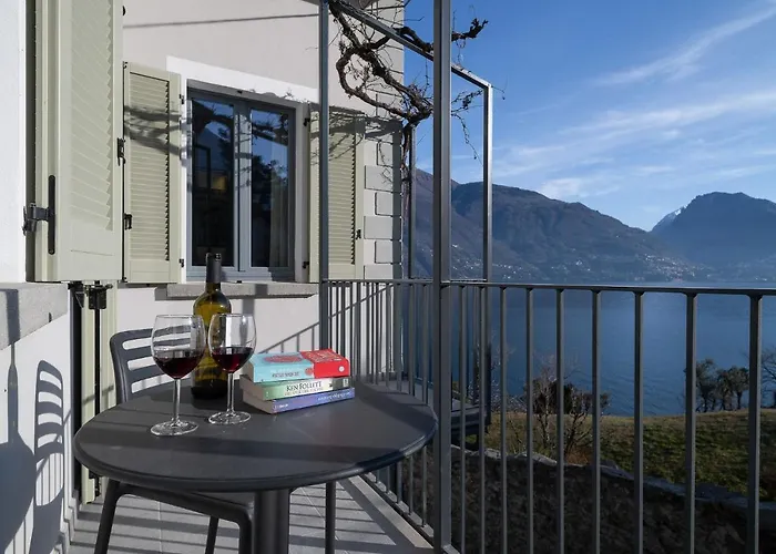 Al Castello - Pool - Direkte Seefront - 12 Gaeste - 4sz - 4 Baeder