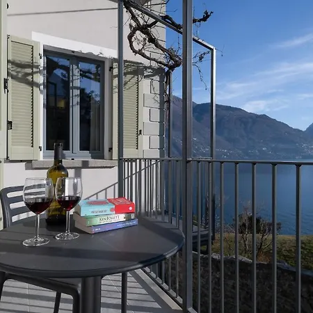 Al Castello - Pool - Direkte Seefront - 12 Gaeste - 4sz - 4 Baeder