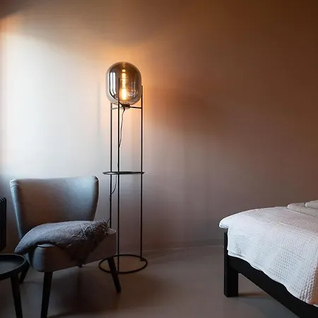 Al Castello - Pool - Direkte Seefront - 12 Gaeste - 4sz - 4 Baeder