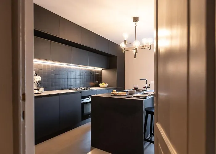 بيت للعطل Al Castello - Pool - Direkte Seefront - 12 Gaeste - 4sz - 4 Baeder Rezzonico