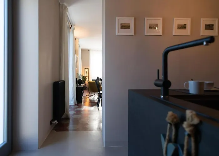 Al Castello - Pool - Direkte Seefront - 12 Gaeste - 4sz - 4 Baeder 度假居